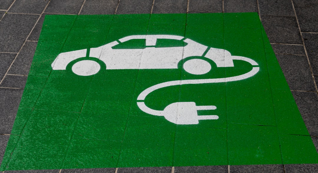 Electric Vehicle Risks: Clear Overview of Safety and Challenges